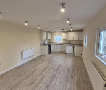 3 bedroom property to rent - Photo 3