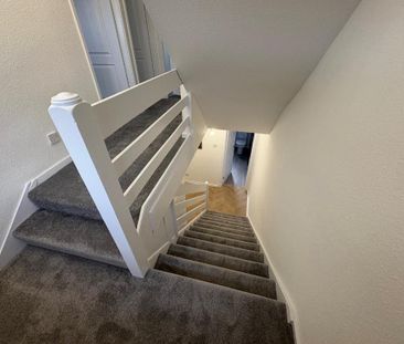 3 bedroom terraced house to rent - Photo 3