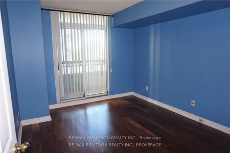 For Lease - 18 Parkview Avenue Unit# 805, Toronto, Ontario - Photo 3