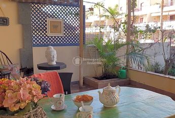 Se alquila en el Palm Mar adosado de lujo con 3 dormitorios