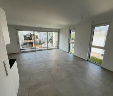 Ab sofort: Moderne 2-Zimmer-Wohnung in Mainz-Kastel mit Balkon, Ein... - Photo 3
