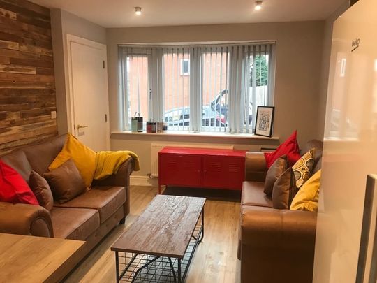 88 HEELEY ROAD - Photo 1