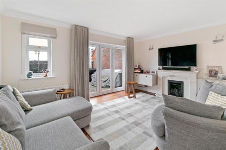 5 bedroom detached house to rent - Photo 3
