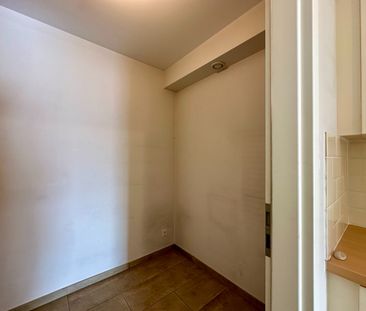 Appartement op centrale ligging te Sint-Andries - Photo 1