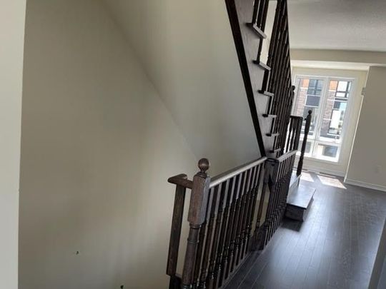 For Lease - 39 Lake Trail Way, Whitby, Ontario - Photo 1