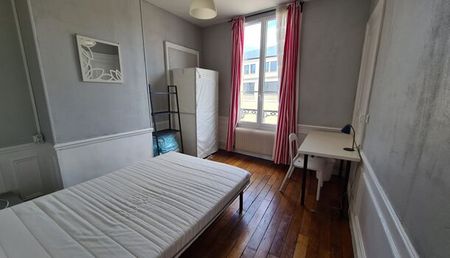 Appartement 3 pièces 53m2 REIMS 777 euros - Photo 2