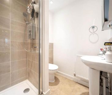 2 bedroom end of terrace house to rent - Photo 6