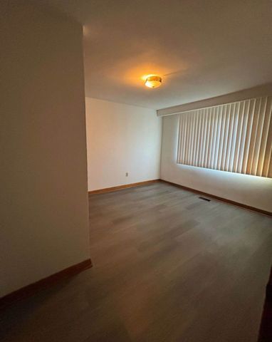 For Lease - 129 Ernest Avenue, Toronto, Ontario - Photo 3