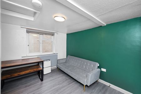 North Sherwood Street, NG1 - Photo 2