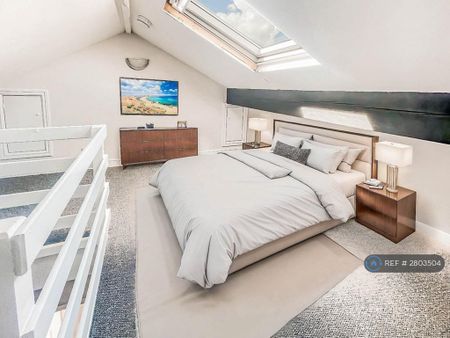 3 bedroom terraced house to rent - Photo 5