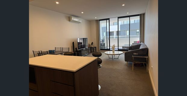 Apartment for Rent/Liverpool CBD/Furnished - Photo 1