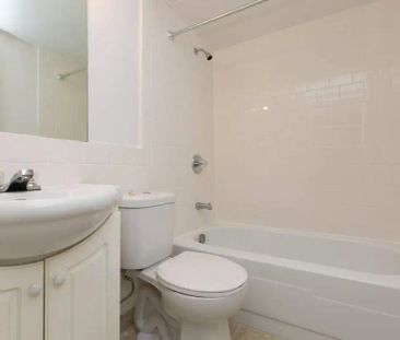 46 Gale Crescent — 1B, Junior, 1bath - Photo 3