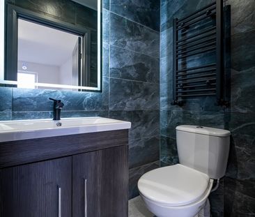 Room in a Shared House, Shaw Road, BR1 - Photo 4