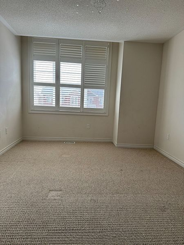 For Lease - 292 Remembrance Drive, Brampton, Ontario - Photo 4