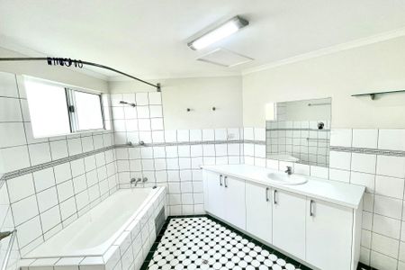 DARWIN CITY LIVING! - Photo 2