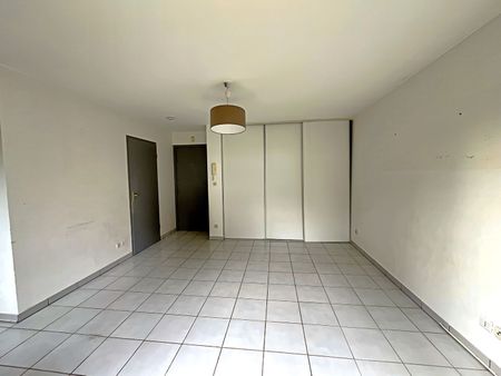 Location Appartement 1 pièce 24m² - Photo 3