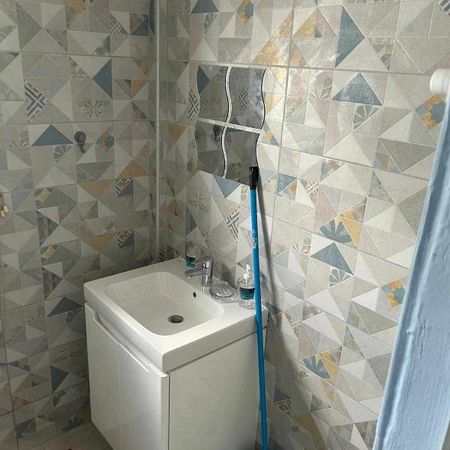 Fort de France - Appartement - F1 - Photo 3