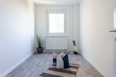 Direkt am Schillerplatz gelegene 3-Raum-Wohnung - Foto 4