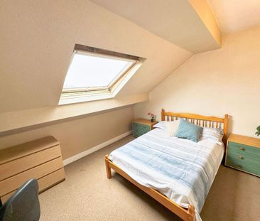 4 bedroom terraced house to rent - Photo 4