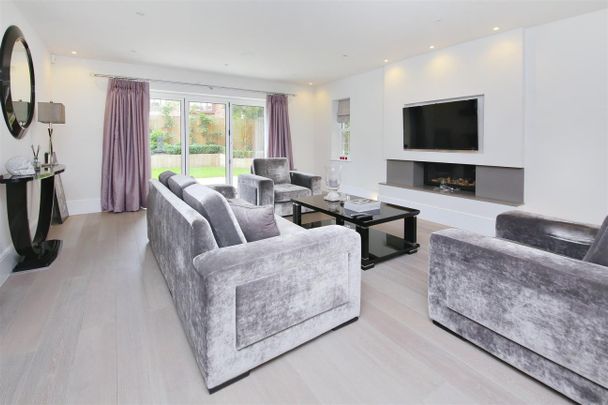Spencer Close, Radlett - Photo 1