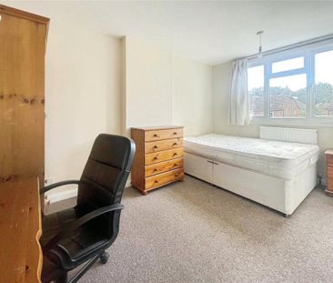 1 bedroom in a house share to rent - Photo 5