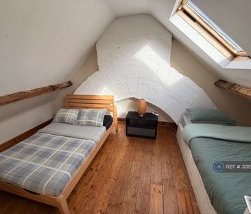 4 bedroom terraced house to rent - Photo 2