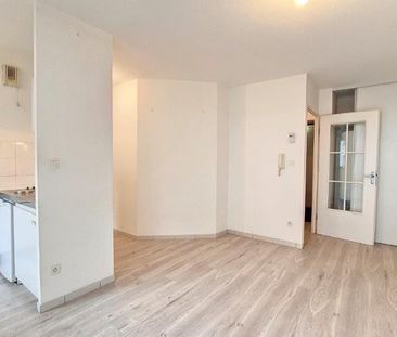Location Appartement 2 pièces 37m² AGEN 47000 - Photo 2