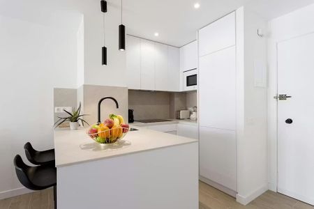 Calle de Pedro Teixeira, Madrid, Community of Madrid 28020 - Photo 4