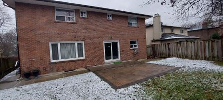 Detached Home For Lease | C7397840 - Photo 2