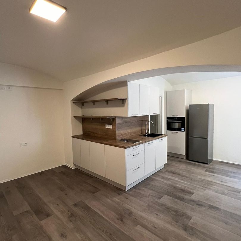 Pronájem bytu 1+kk v osobním vlastnictví 28 m², Praha 2 - Nusle - Photo 1