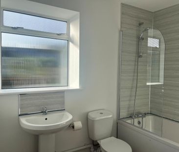 4 bedroom maisonette to rent - Photo 2