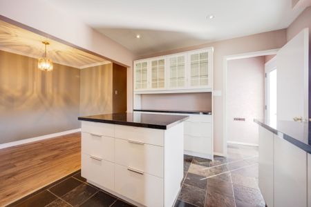 For Lease - 44 Marblehead Crescent, Brampton, Ontario - Photo 3