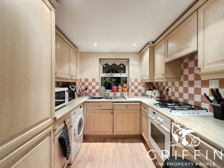 Burns Close, Billericay, CM11 - Photo 4