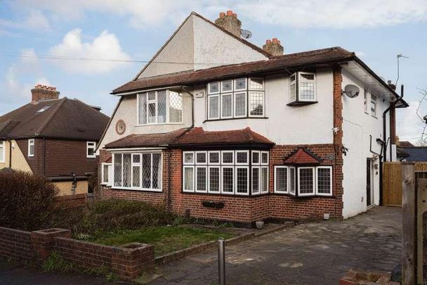 Winkworth Road, Banstead, SM7 - Photo 1