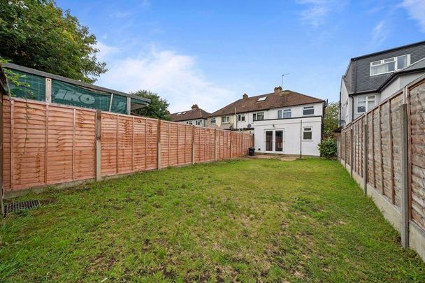 3 bedroom semi-detached house to rent - Photo 1