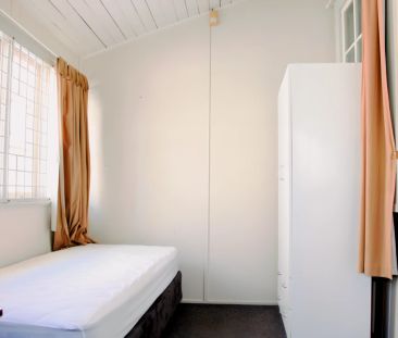 5 Bedroom 2 Bathroom(Rent a Room) - Photo 6