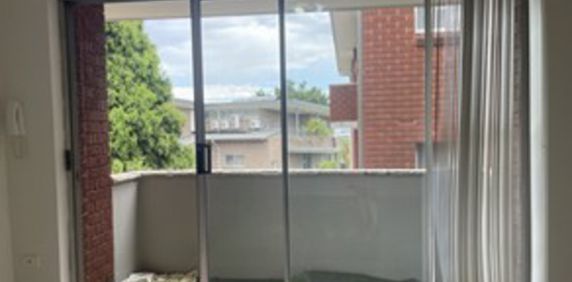 Affordable Two Bedroom Apartment - Photo 2