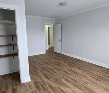 For Lease - 1854 Eglinton Avenue Unit# 1, Toronto, Ontario - Photo 4