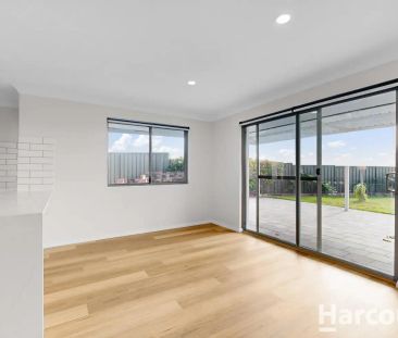 11B Chamberlain Place, Heathridge WA 6027 - Photo 1