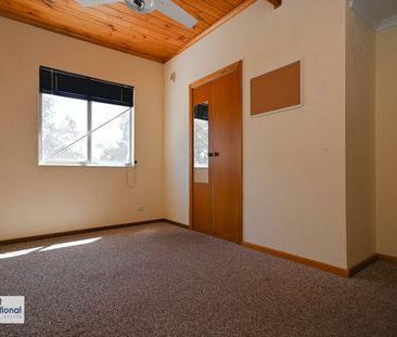 9 Mosely Street, Stirling North - Photo 6