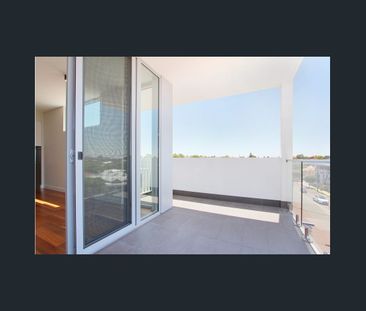 Modern Luxury Living in the Heart of North Perth – "Rose on Angove" - Photo 6