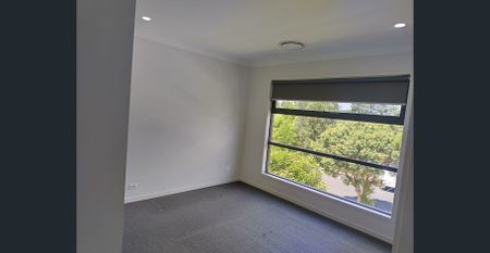 Morden family house in a dream location - Photo 5