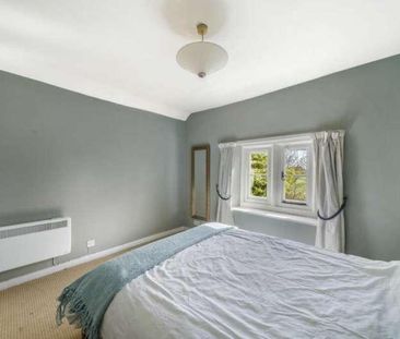 Orchardleigh, BA11 - Photo 1