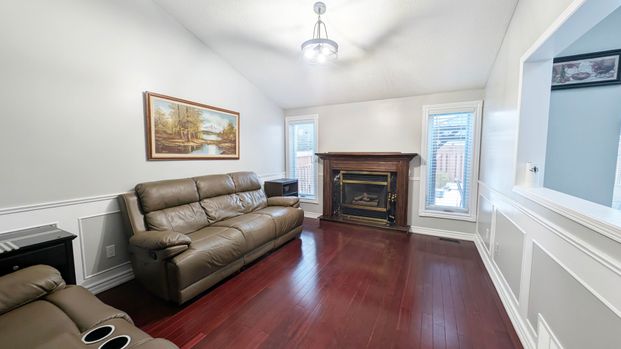 For Lease - 51 Rocky Mountain Crescent Unit# upper, Brampton, Ontario - Photo 1