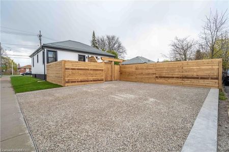 For Lease - 500 Upper Gage Avenue, Hamilton, Ontario - Photo 3