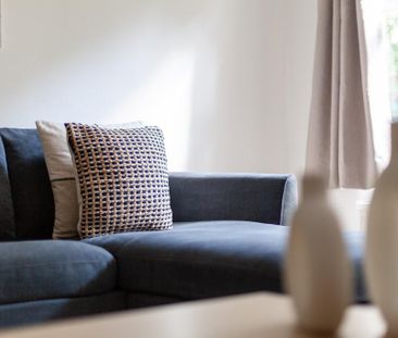 2 bedroom ground floor flat to rent - Photo 2