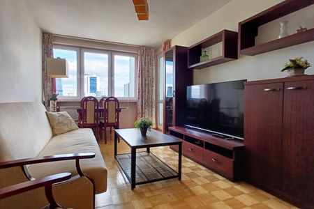 2 pokoje z wyjątkowym widokiem na centrum miasta 37.4 m² - Zdjęcie 2