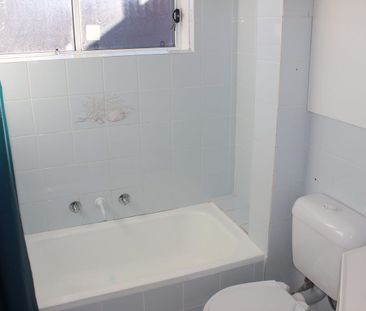 Conveniently Located - Photo 2