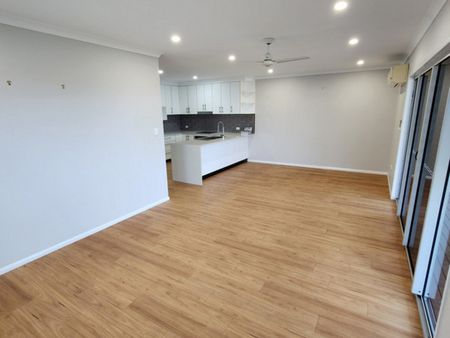 The Place to Be in North Mackay - Close to Everything - Photo 2