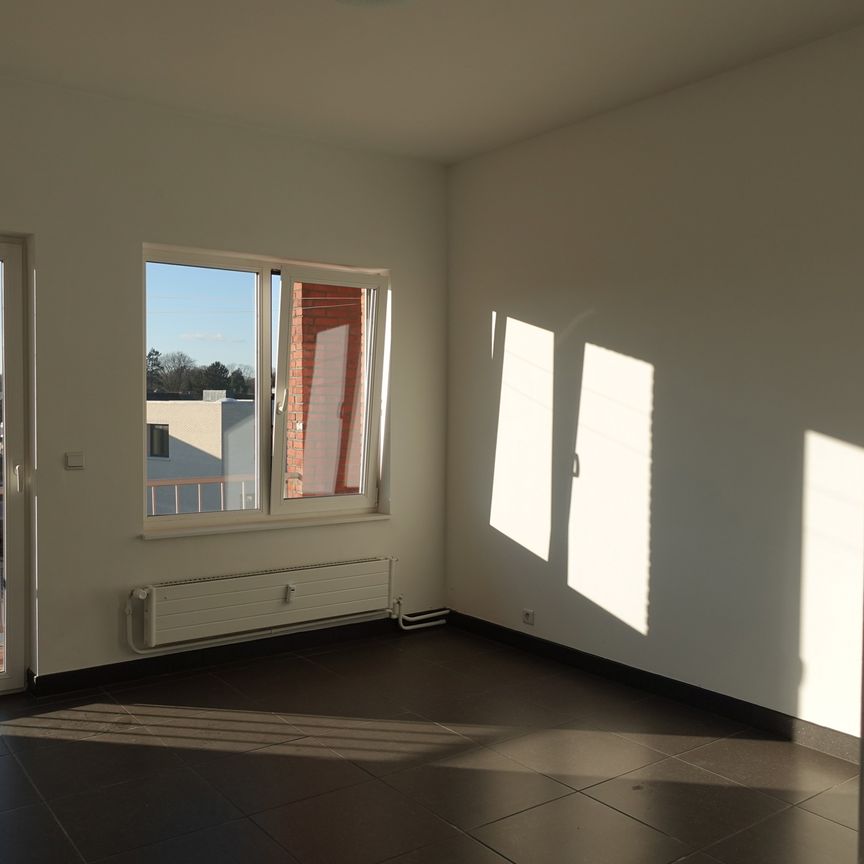 Lichtrijk 2 slpk appartement met kelderberging te Turnhout - Foto 1